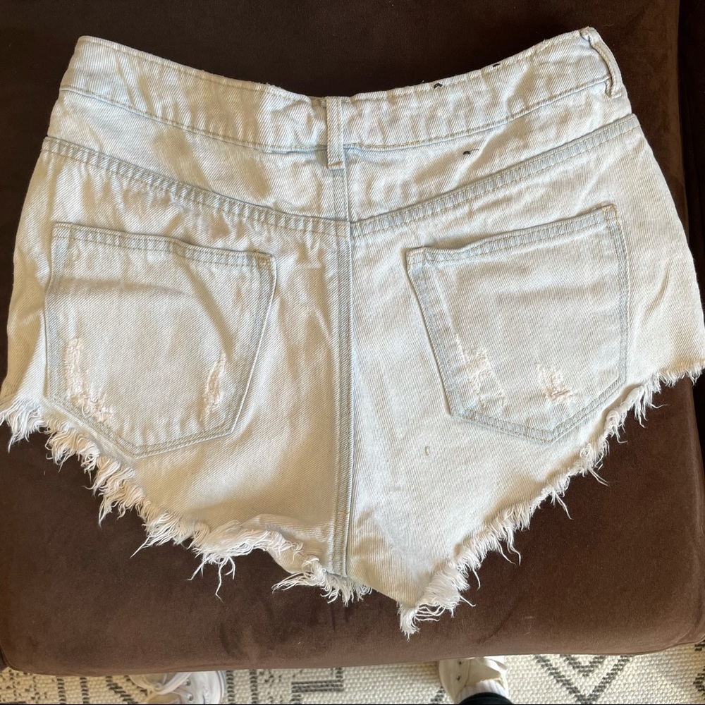 Shorts - Picture 2 of 2
